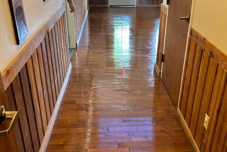 wood-floor-cleaning
